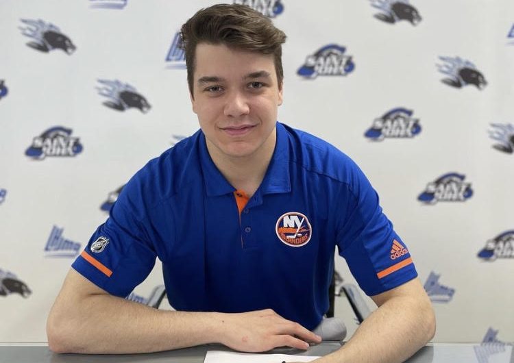Les Islanders de New York se sont entendus avec l&rsquo;espoir William Dufour