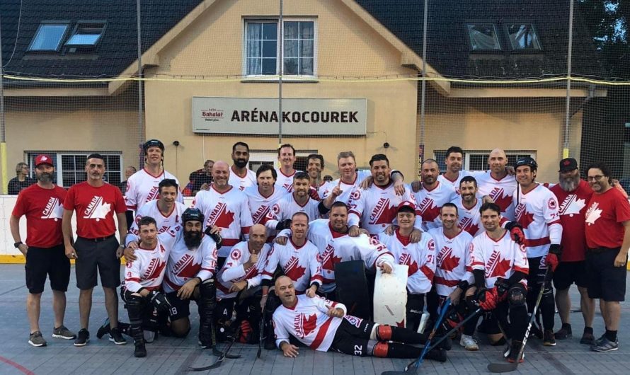 L’équipe du Canada remporte la médaille d’argent au Championnat mondial de hockey-balle Masters de l’ISBHF