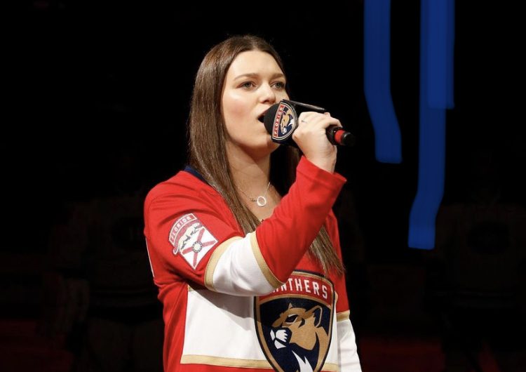 La soeur de Jonathan Huberdeau chantera l’hymne national ce soir