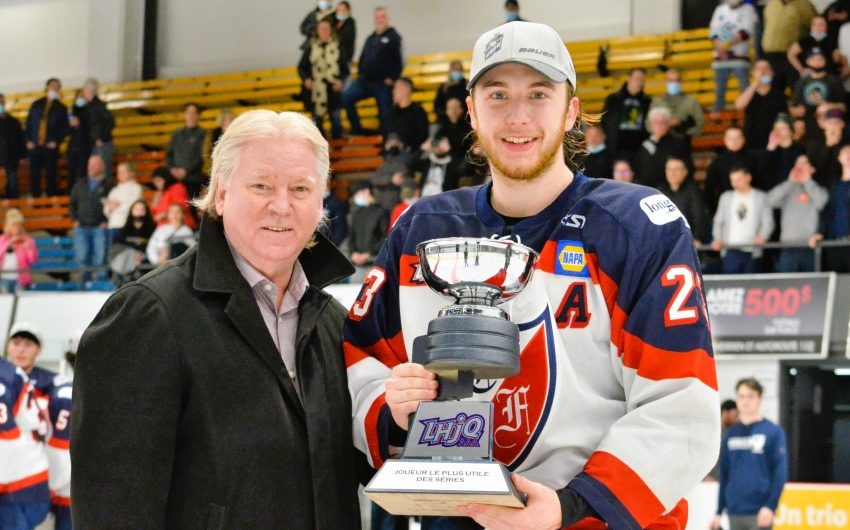 Les étoiles de la LHJAAAQ feront face aux Redbirds de McGill