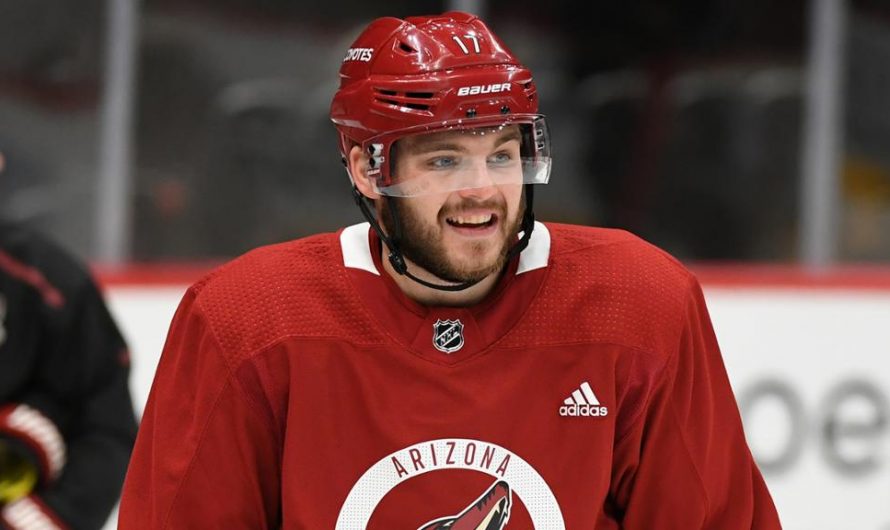 Alex Galchenyuk se trouve une équipe
