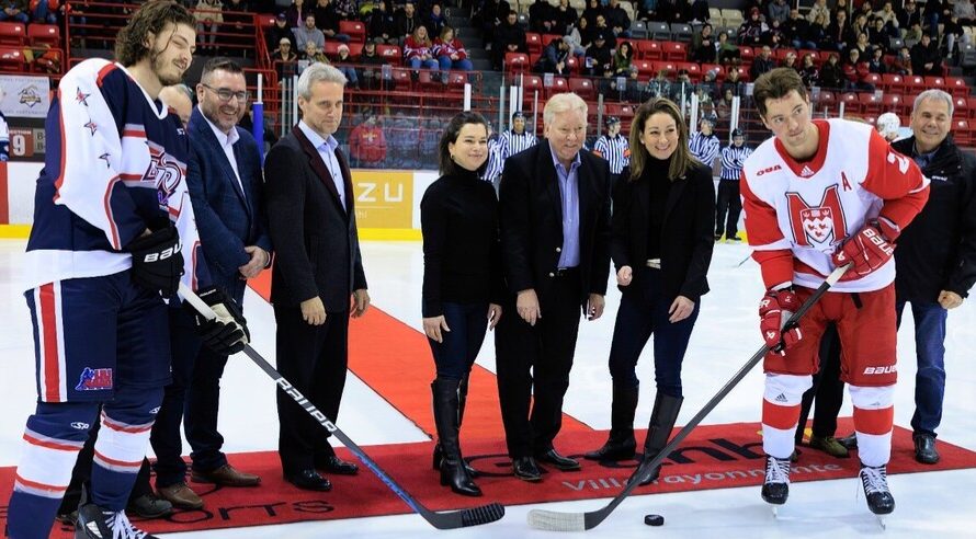 Les Redbirds de McGill gagnent contre les étoiles de la LHJAAAQ
