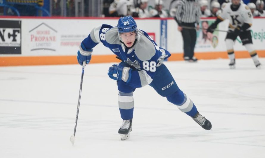 David Goyette signe son contrat d&rsquo;entrée