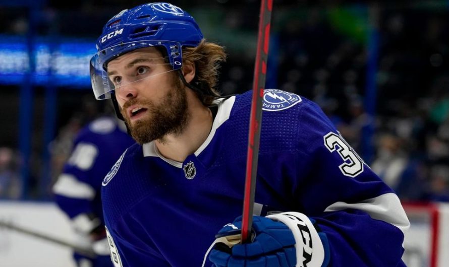 Brandon Hagel fait sauter la banque à Tampa Bay