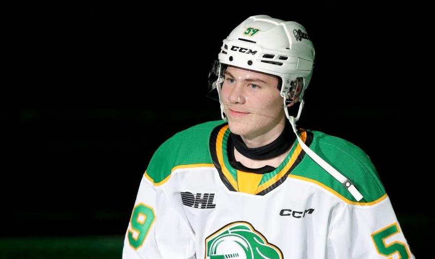 Le fils d&rsquo;un ancien des Canadiens signe son contrat d&rsquo;entrée dans la LNH