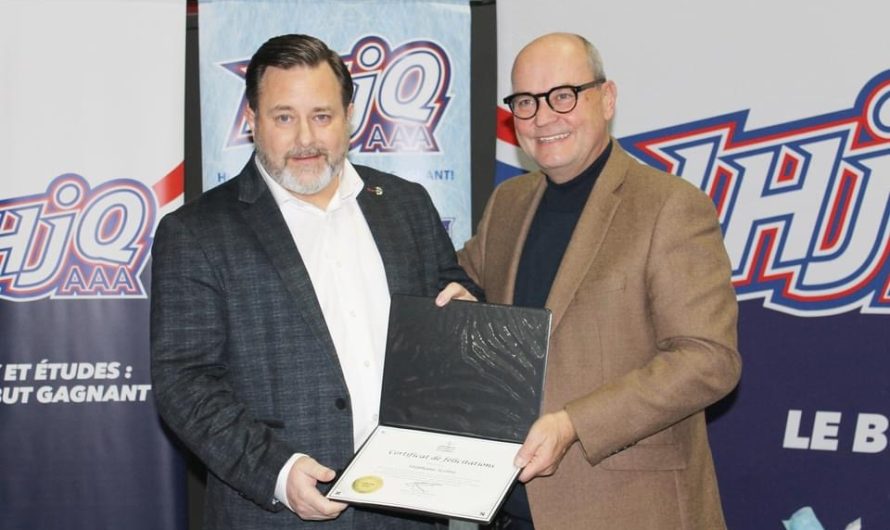 Stéphane Scotto est honoré pour ses 32 ans d&rsquo;implication