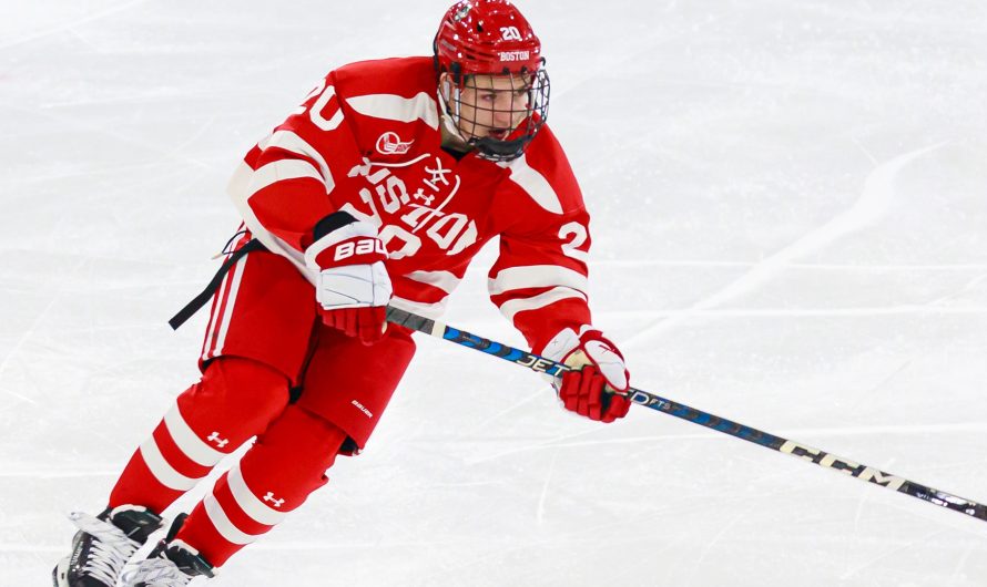 Trophée Hobey Baker : Lane Hutson écarté du top 3