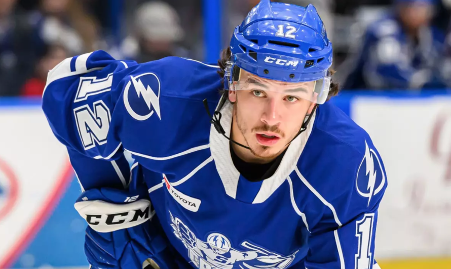Alex Barré-Boulet signe avec les Canadiens