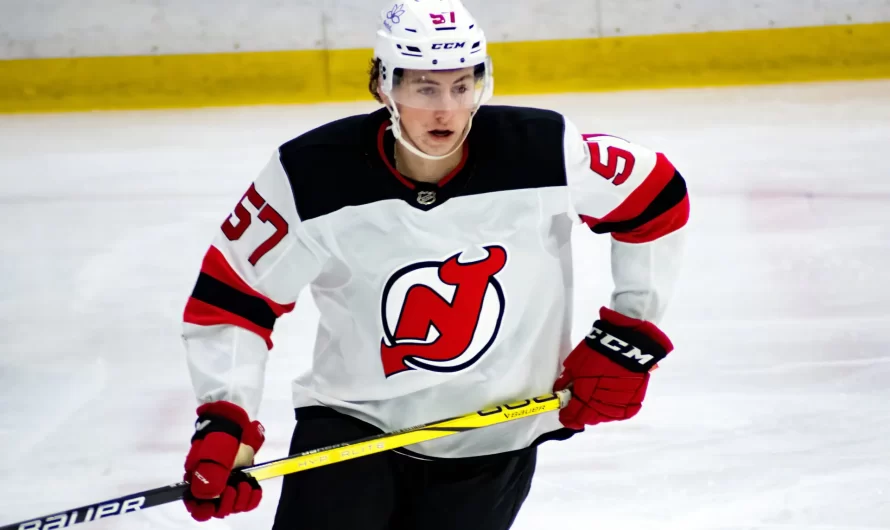Cam Squires obtient son contrat d&rsquo;entrée avec les Devils