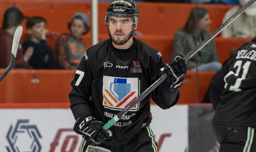 David Chevrier signe avec le Bataillon de Saint-Hyacinthe