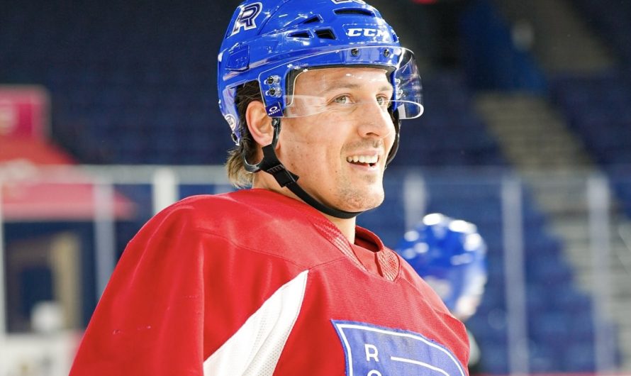 Gabriel Bourque accroche ses patins