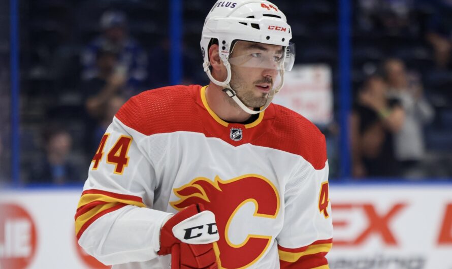Les Flames s’entendent avec Joel Hanley