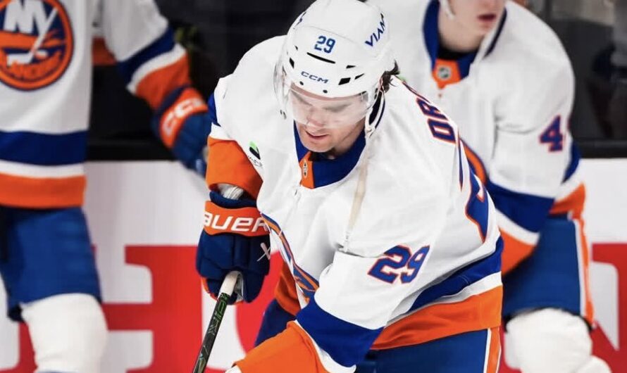 Jonathan Drouin passe aux Blues de Saint-Louis