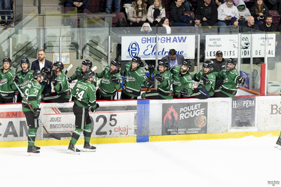 Jonquière réplique avec brio